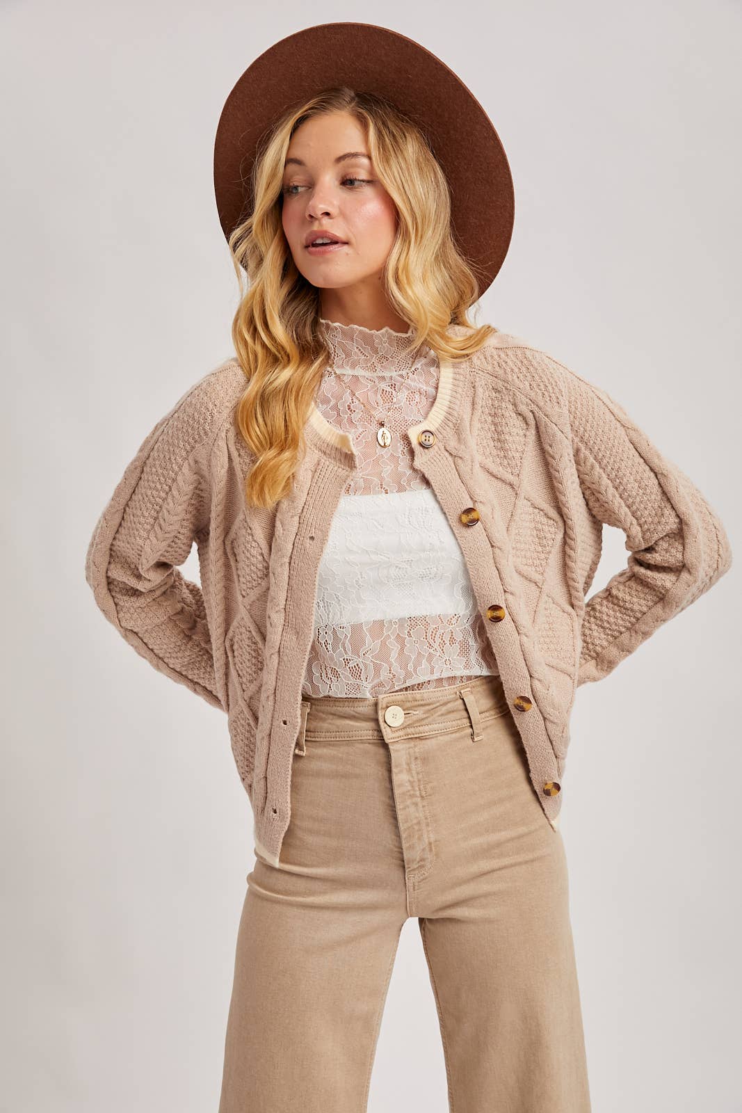 BUTTON DOWN CABLE KNIT SWEATER CARDIGAN