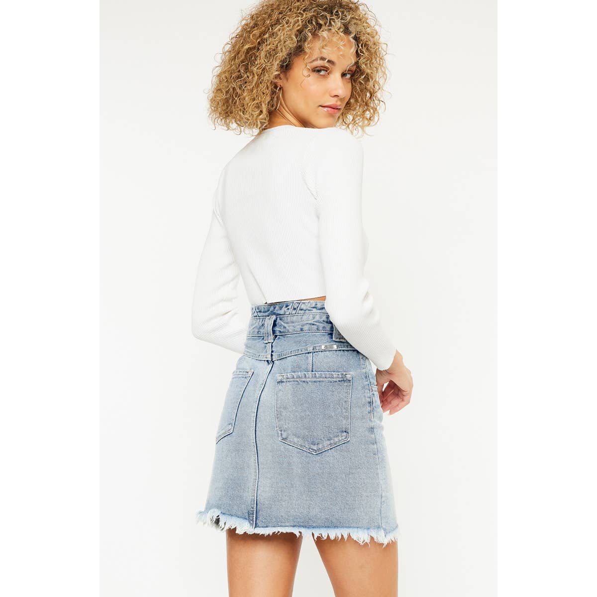 HIGH RISE FRAYED HEM DENIM SKIRT