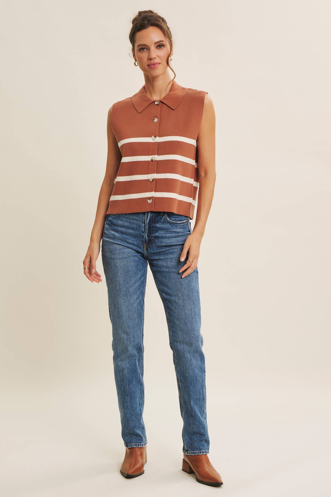 ALL SEASON LAYERING VISCOSE RIB BUTTON-DOWN SWEATER VEST