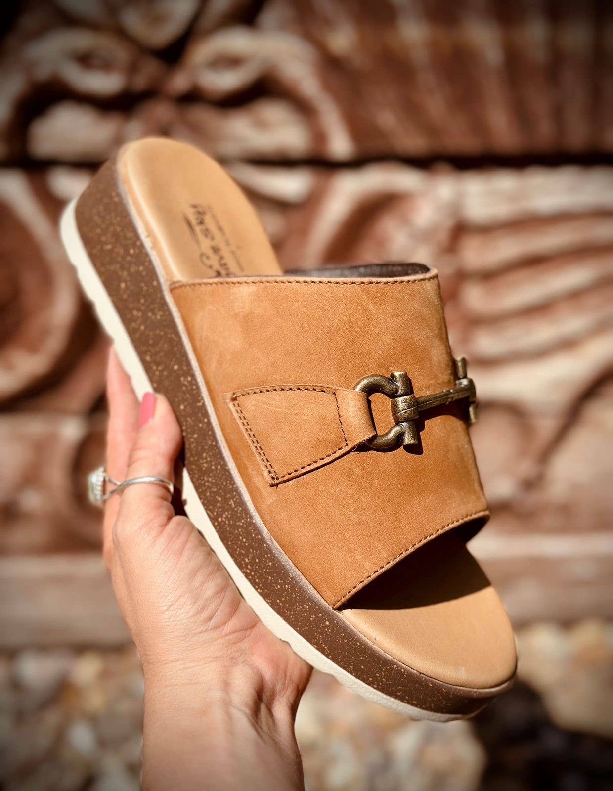 Abilene Wedge