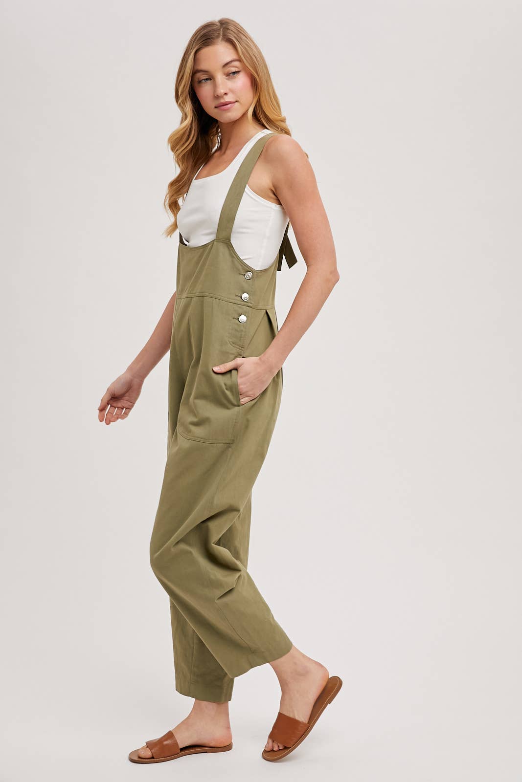 TAPERED CAPRI OVERALLS WITH POCKETS