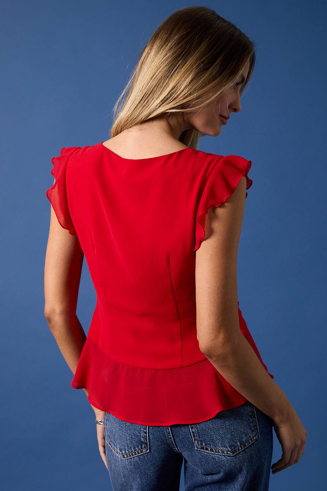 U-NECK SLEEVELESS RUFFLED SHOULDER FRONT TIE TOP