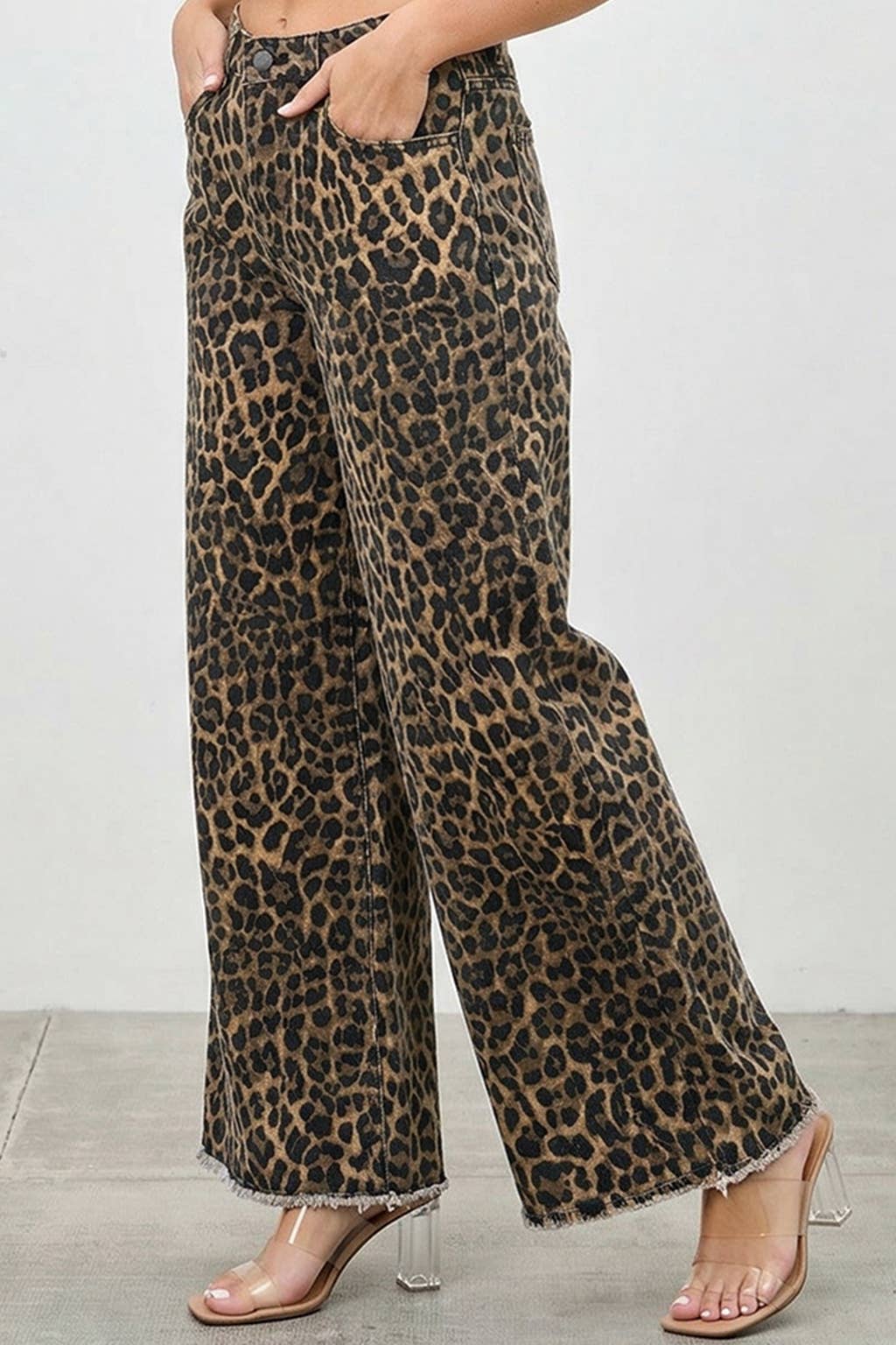 HIGH RISE WIDE LEG LEOPARD JEANS