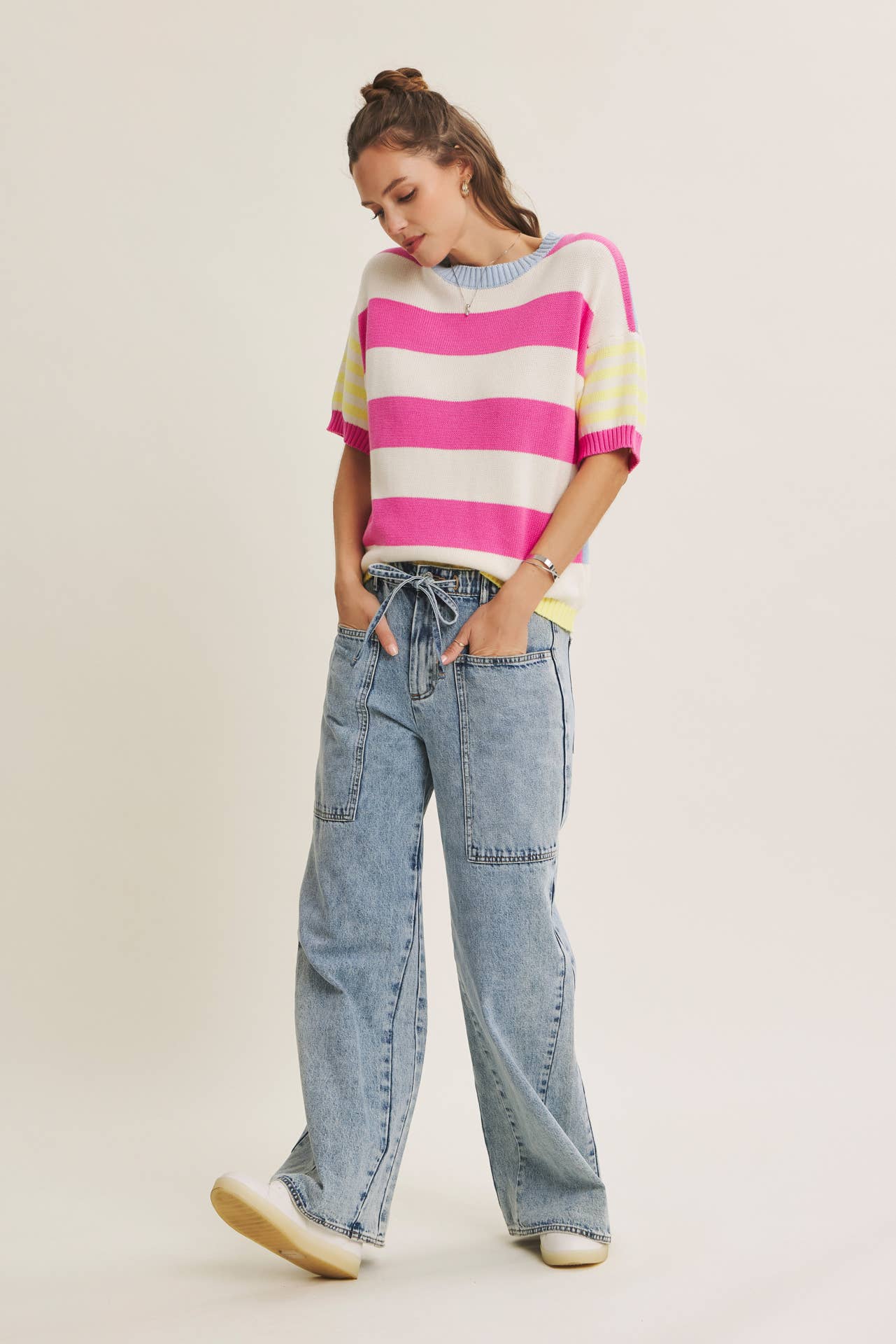 EASE AND GRACE DENIM WASHED OVERSIZED WIDE-LEG JEANS