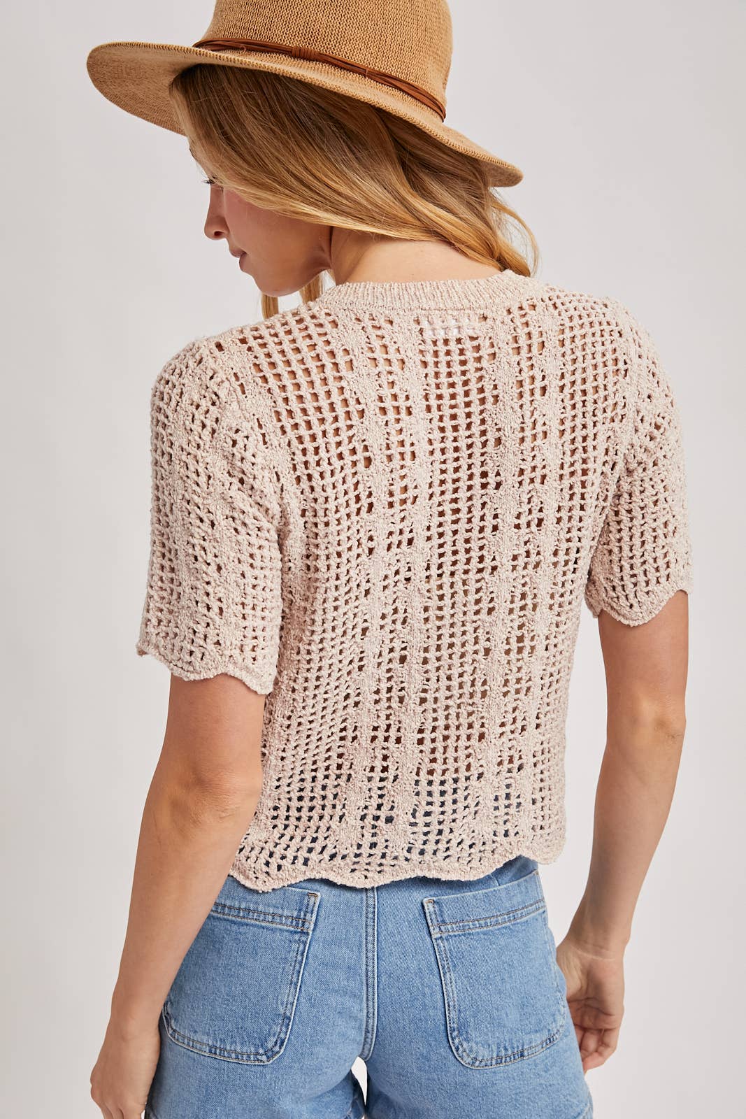 FLORAL EMBROIDERED BUTTON DOWN KNIT TOP