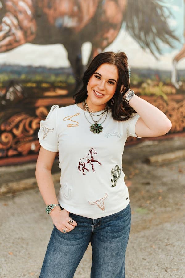 Plus Size White Western Contrast Embroidered Puff Sleeve Top