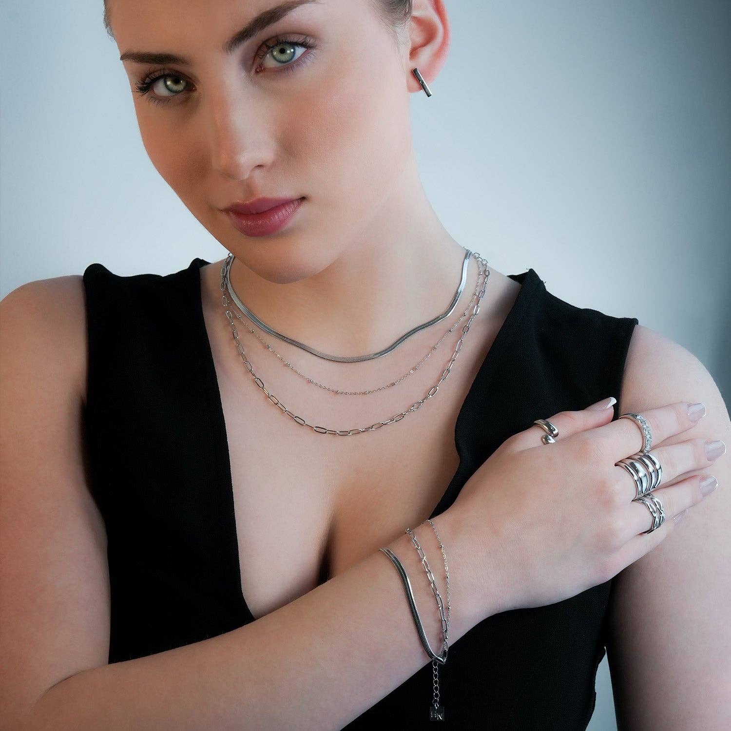 GEILNAR:  Triple Layer Mixed-Chain Necklace in Silver