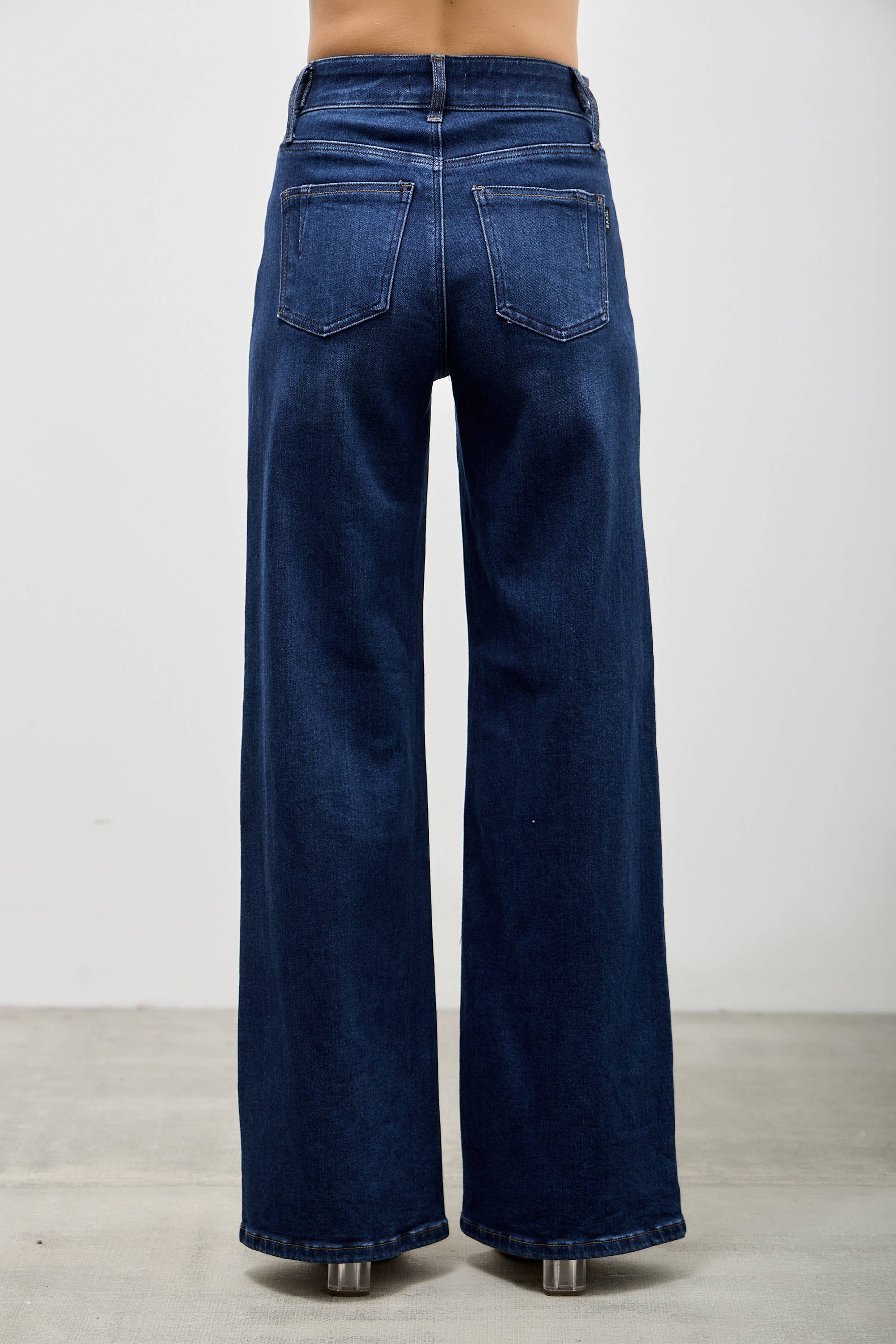 HIGH RISE WIDE LEG JEAN WITH DOUBLE BUTTONS