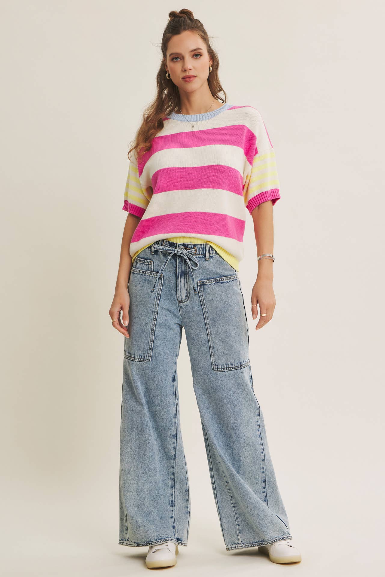 EASE AND GRACE DENIM WASHED OVERSIZED WIDE-LEG JEANS