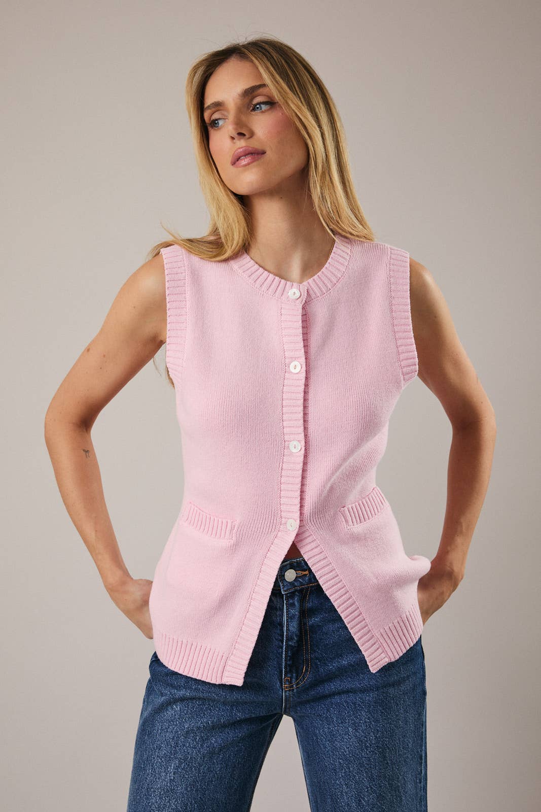 BUTTON DOWN KNIT VEST