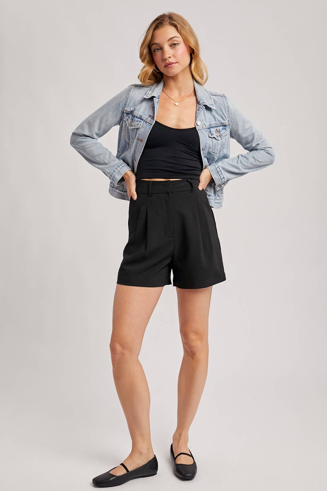 CLASSIC DOUBLE PLEATED SHORTS