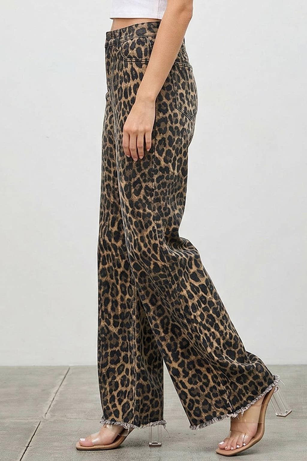 HIGH RISE WIDE LEG LEOPARD JEANS