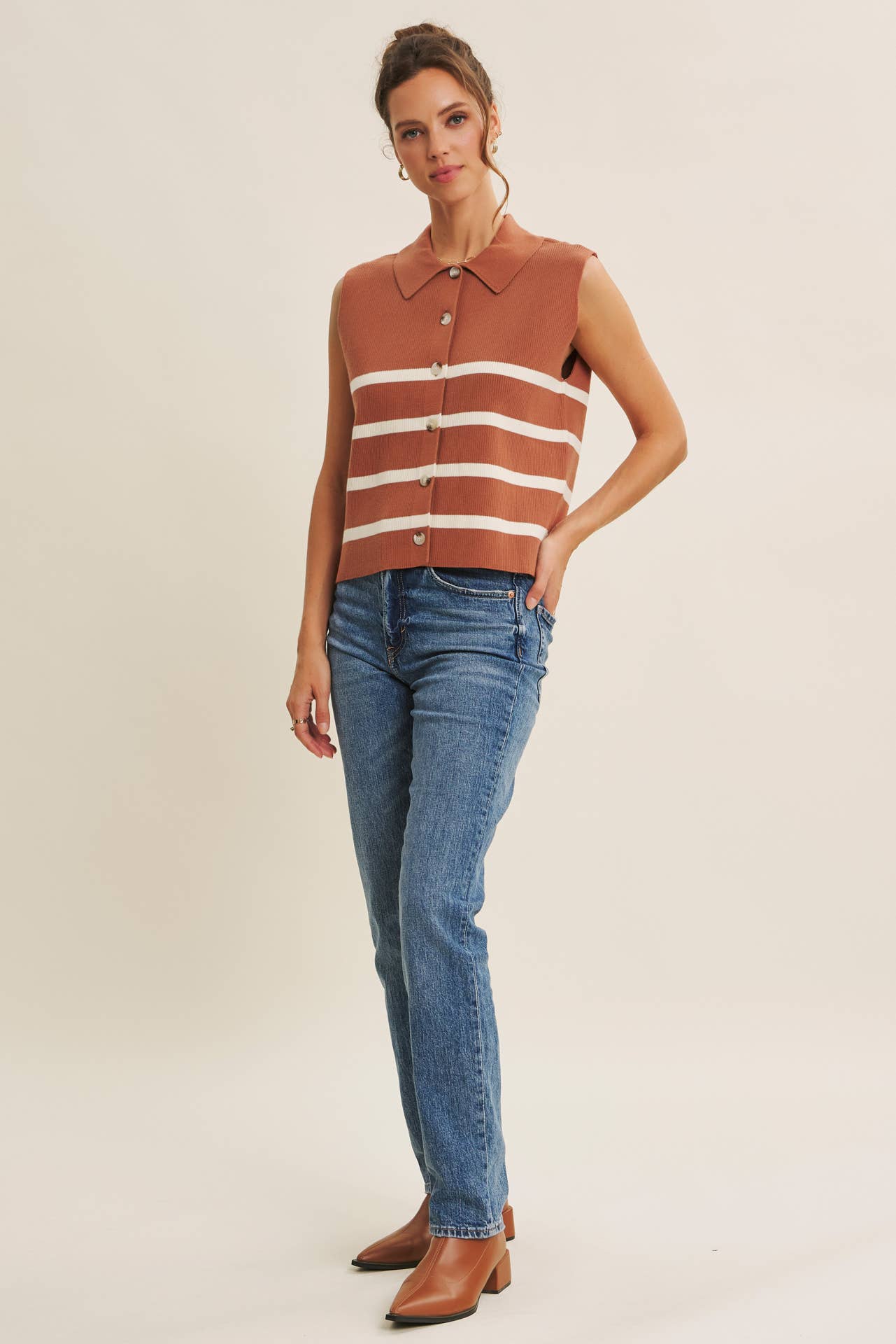 ALL SEASON LAYERING VISCOSE RIB BUTTON-DOWN SWEATER VEST