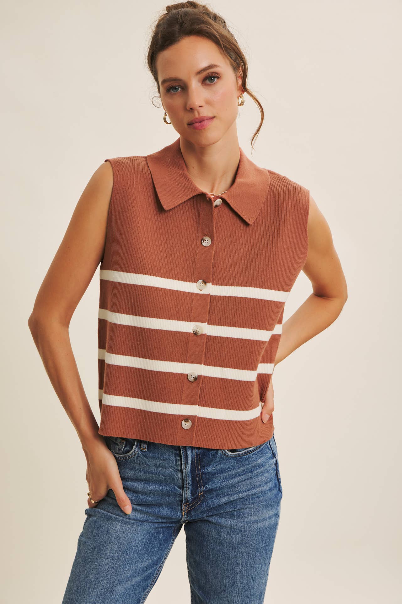ALL SEASON LAYERING VISCOSE RIB BUTTON-DOWN SWEATER VEST
