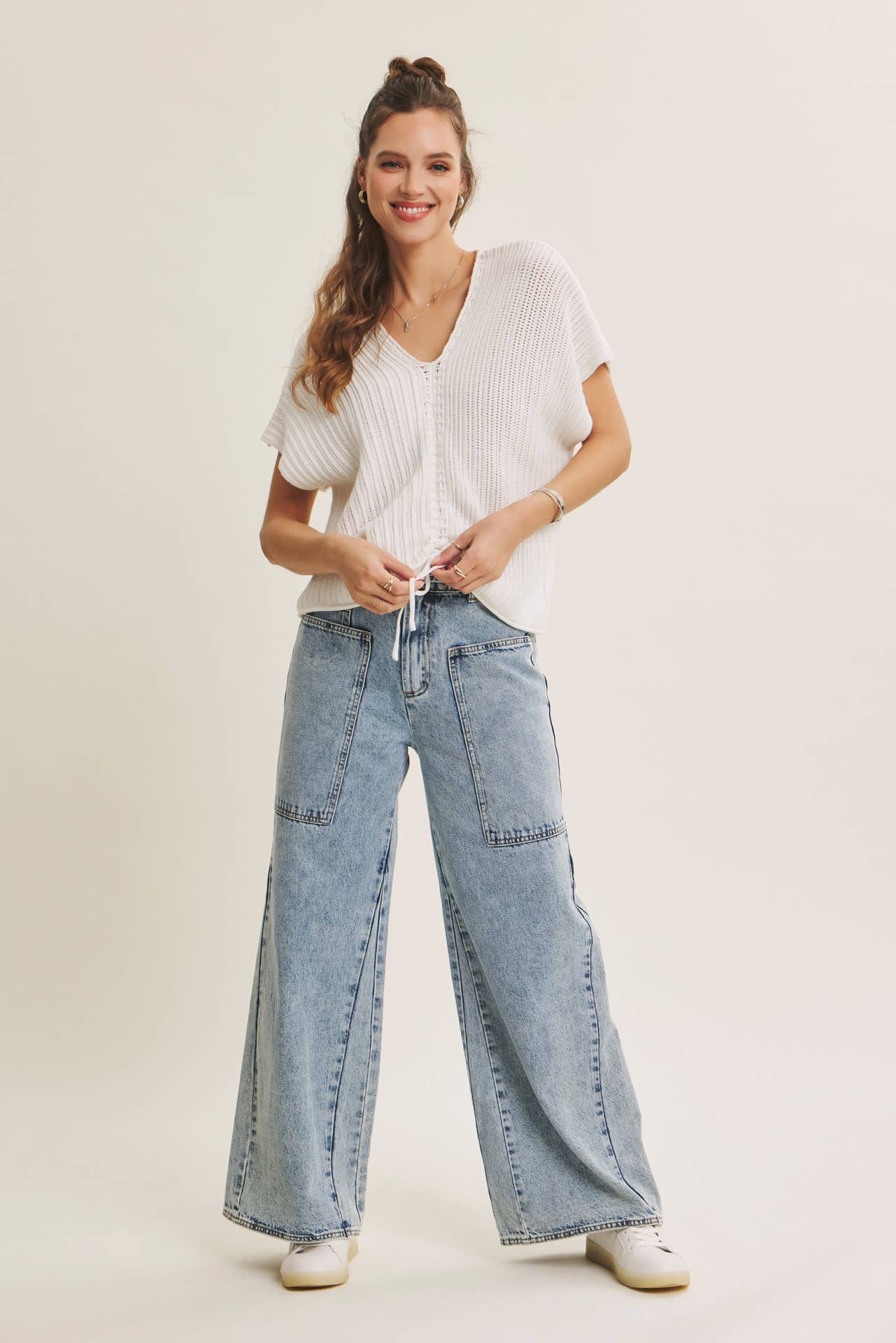 EASE AND GRACE DENIM WASHED OVERSIZED WIDE-LEG JEANS